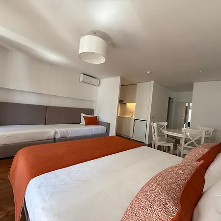 Riverside 4*