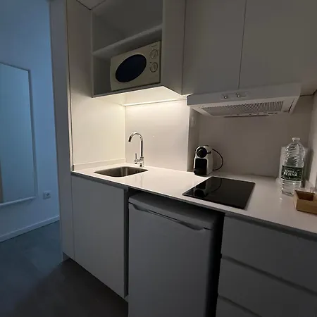 فندق مبيت وإفطار Riverside 4*